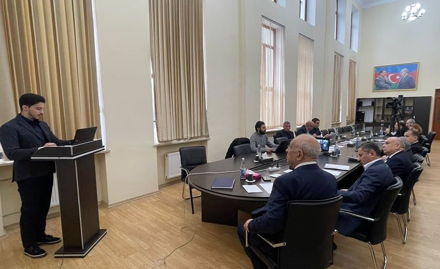 Elmi seminarda “Sənaye sahələrinin innovasiyalaşdırılmasının maliyyə problemləri və həlli istiqamətləri” müzakirə edilib 2