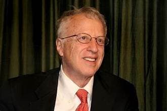 CORC ARTUR AKERLOF - İqtisadiyyat üzrə Nobel mükafatçısı