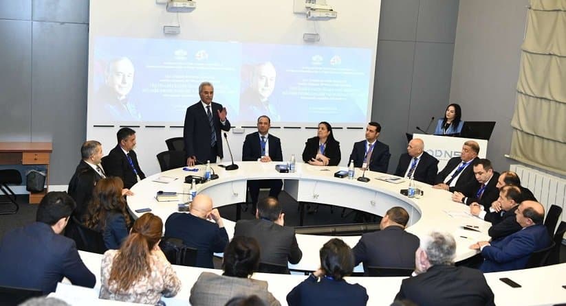 İqtisadiyyat İnstitutunun və ADNSU-nun birgə təşkilatçılığı ilə elmi konfrans 15