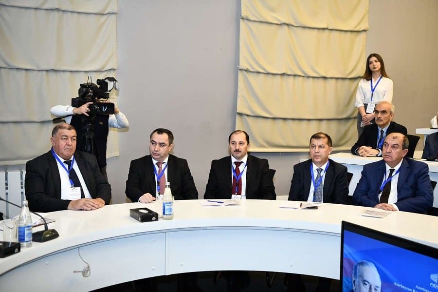 İqtisadiyyat İnstitutunun və ADNSU-nun birgə təşkilatçılığı ilə elmi konfrans 7