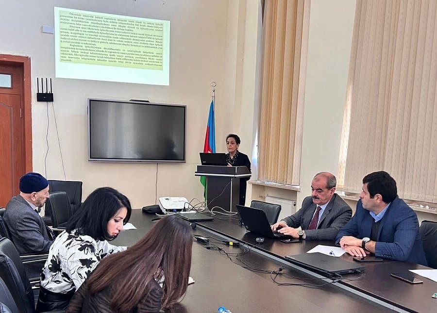 “Post-Konflikt Ərazilərin Bərpası Elmi Mərkəzi”nin əməkdaşlarının hesabatı dinlənilib 5