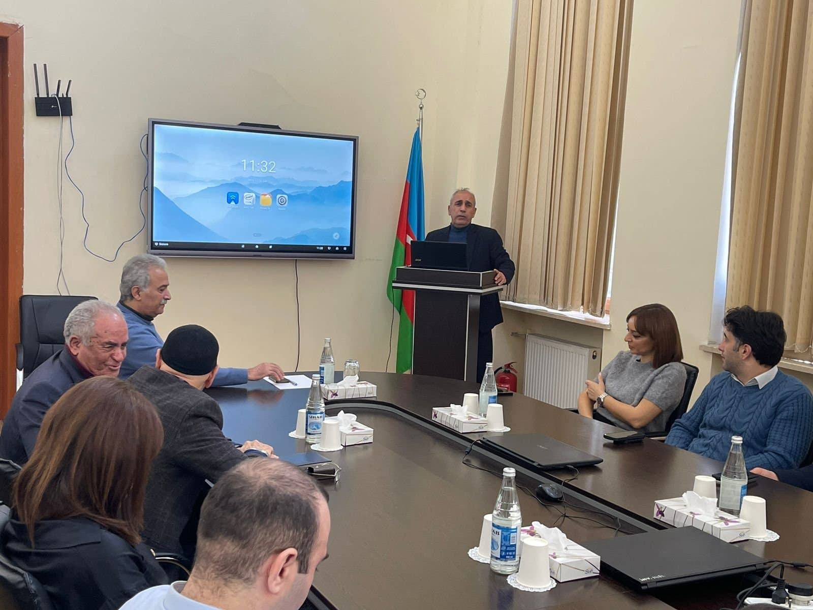 Görkəmli iqtisadçı alim Bəhmən Axundova həsr olunmuş elmi seminar keçirilib 2