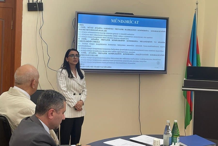 Elmi seminarda "Aviasiya trenajor kompleksinin kommersiya fəaliyyətinin səmərəliliyinin artırılması" müzakirə edilib 2