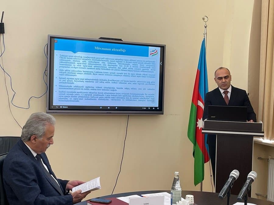 "Lənkəran iqtisadi rayonunun aqrar-emal müəssisələrində marketinq fəaliyyətinin formalaşdırılması" mövzusunda dissertasiya işi müdafiə olunub 2