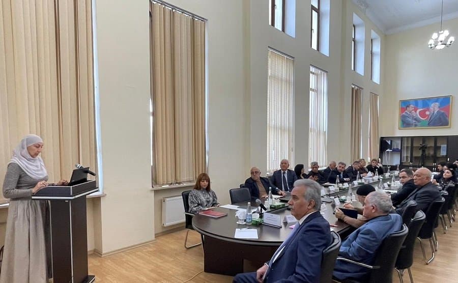 İqtisadiyyat İnstitutunun Elmi Şuranın iclasında şöbələrin hesabatları dinlənilir 2