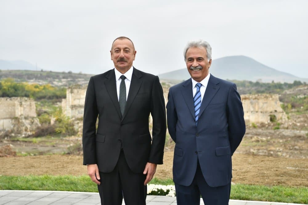 AMEA İqtisadiyyat İnstitutunun alimləri, professorlar - Nazim İmanov, Akif Musayev və Tərbiz Əliyev Prezident İlham Əliyev və birinci xanım Mehriban Əliyevanın Füzuli rayon ictimaiyyətinin nümayəndələri ilə görüşündə iştirak ediblər 14