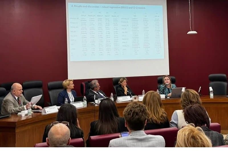 İqtisadiyyat İnstitutunun professoru İtaliyada beynəlxalq konqresdə iştirak edib
