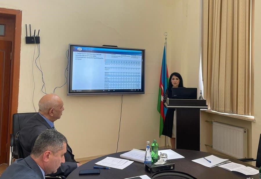 Elmi seminarda “Azərbaycan Respublikasında rəqəmsallaşmanın aqrar sektorun iqtisadi inkişafina təsirinin qiymətləndirilməsi” müzakirə edilib 2