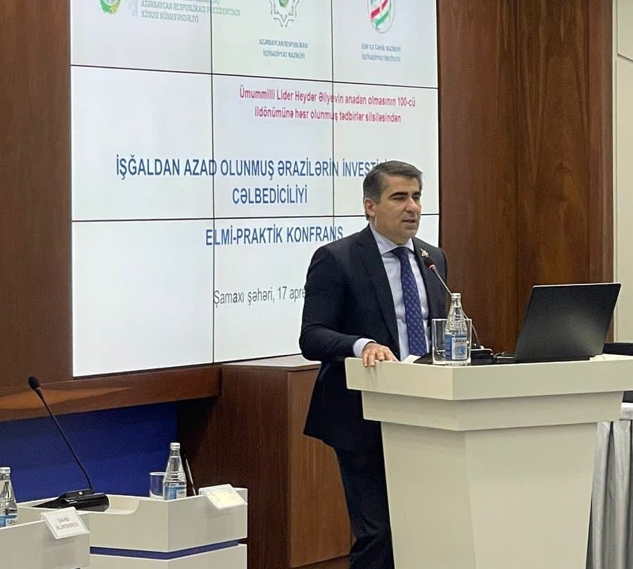“İşğaldan azad olunmuş ərazilərin investisiya cəlbediciliyi” mövzusunda elmi-praktik konfrans keçirilib 15
