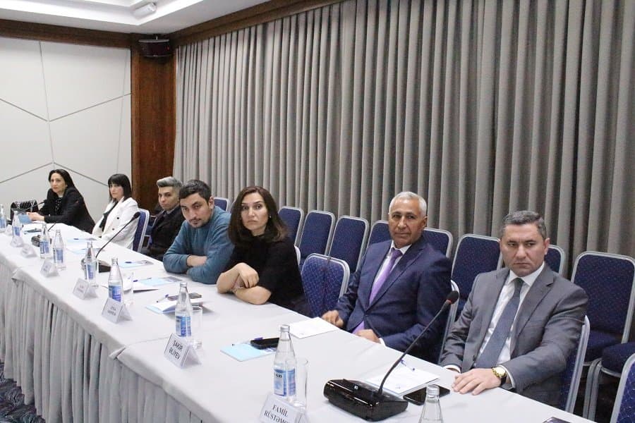 “İşğaldan azad olunmuş ərazilərin investisiya cəlbediciliyi” mövzusunda elmi-praktik konfrans keçirilib 20