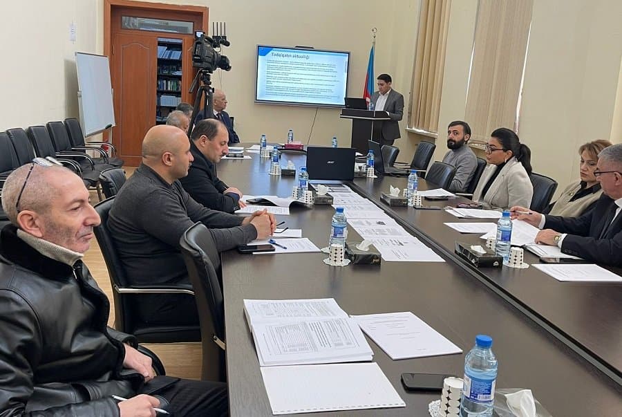 Elmi seminarda "Azərbaycan iqtisadiyyatının emal sektorunda investisiyaların sistemli təhlili" müzakirə edilib